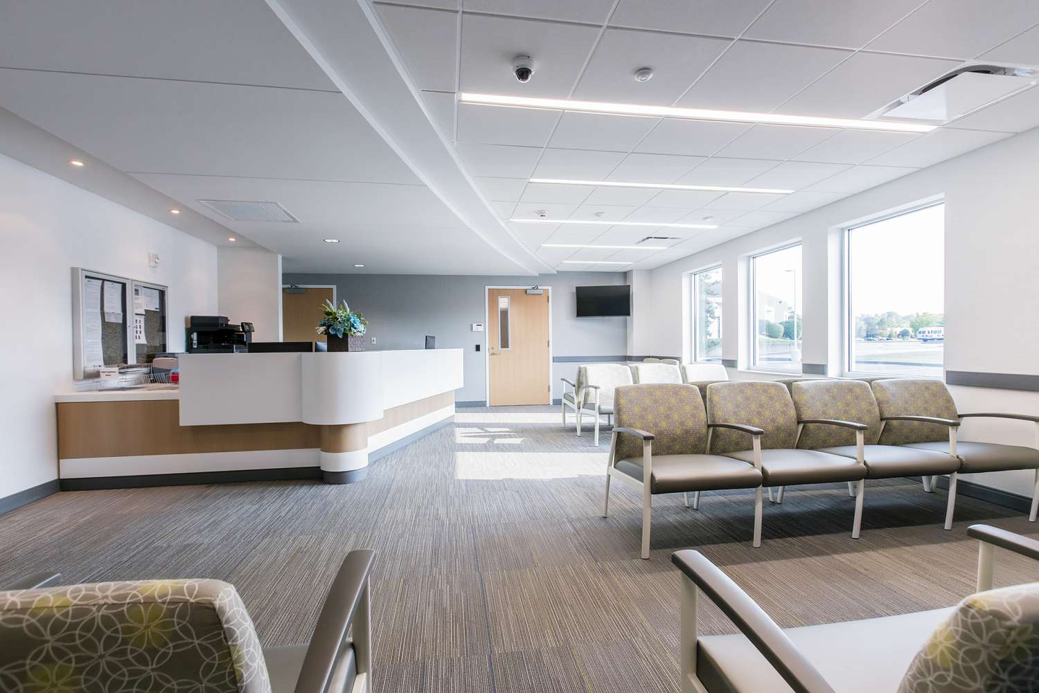 Smart health market in luxury medical facility